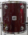TIMBAL 16X16 ROJO OSCURO DC NOAH EXHIBICIÓN