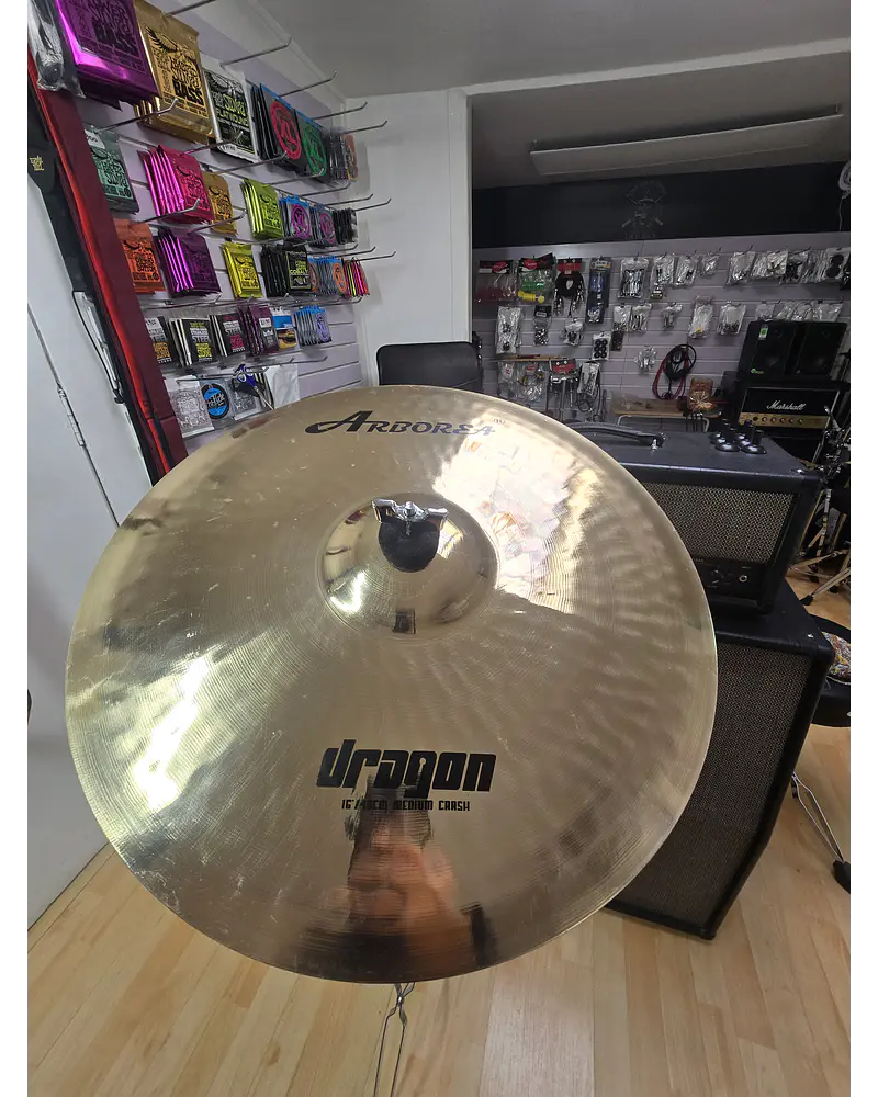 CRASH 16 DRAGON USADO