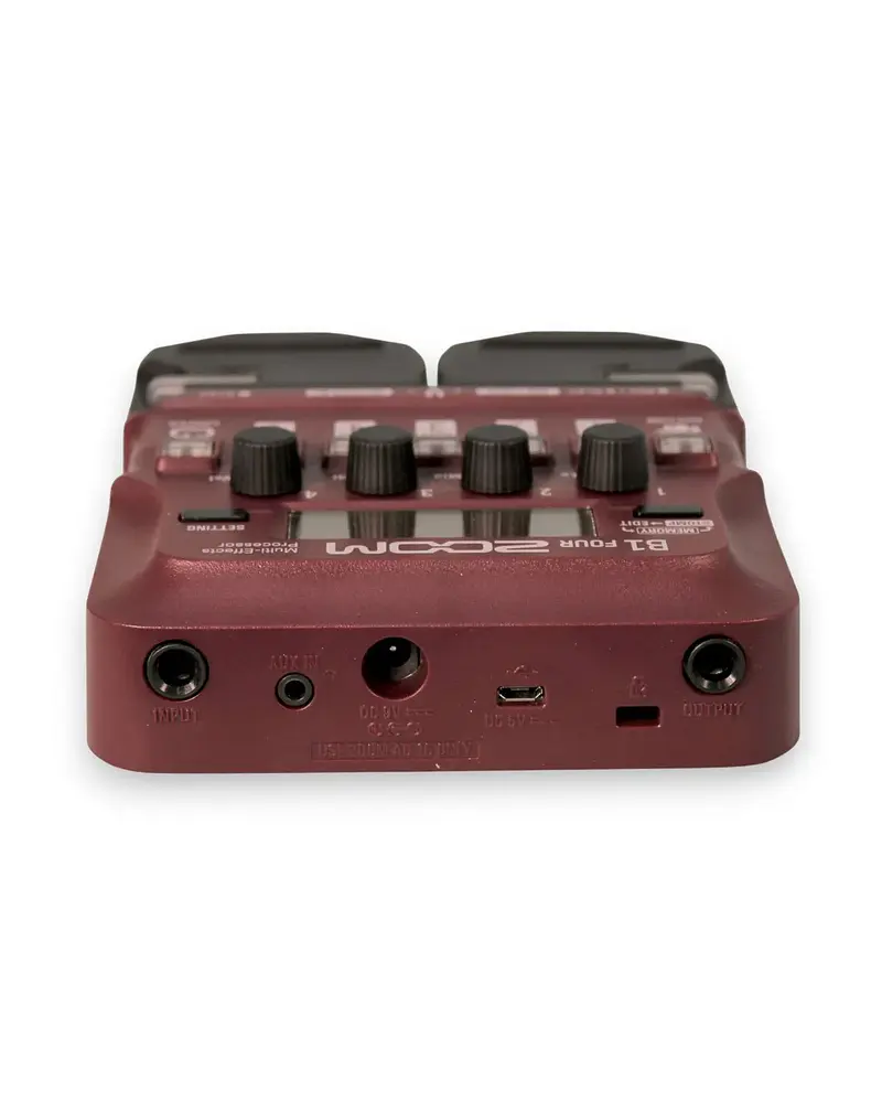 PEDALERA MULTIEFECTO PARA BAJO ZOOM B1 FOUR 
