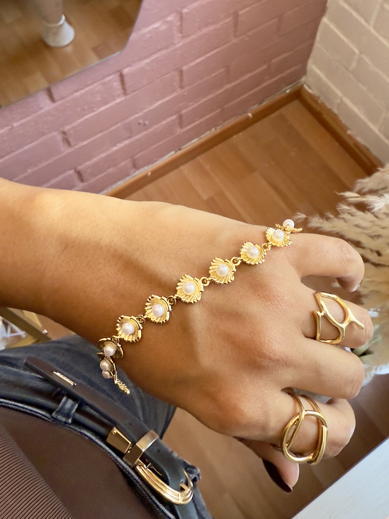 Pulsera concha perla 1