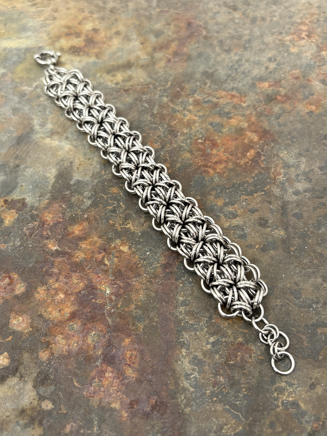 Brazalete Nest Awen 3