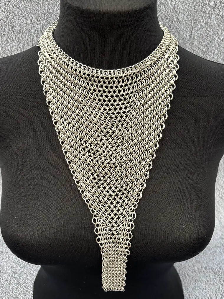 Collar Morrigan 4