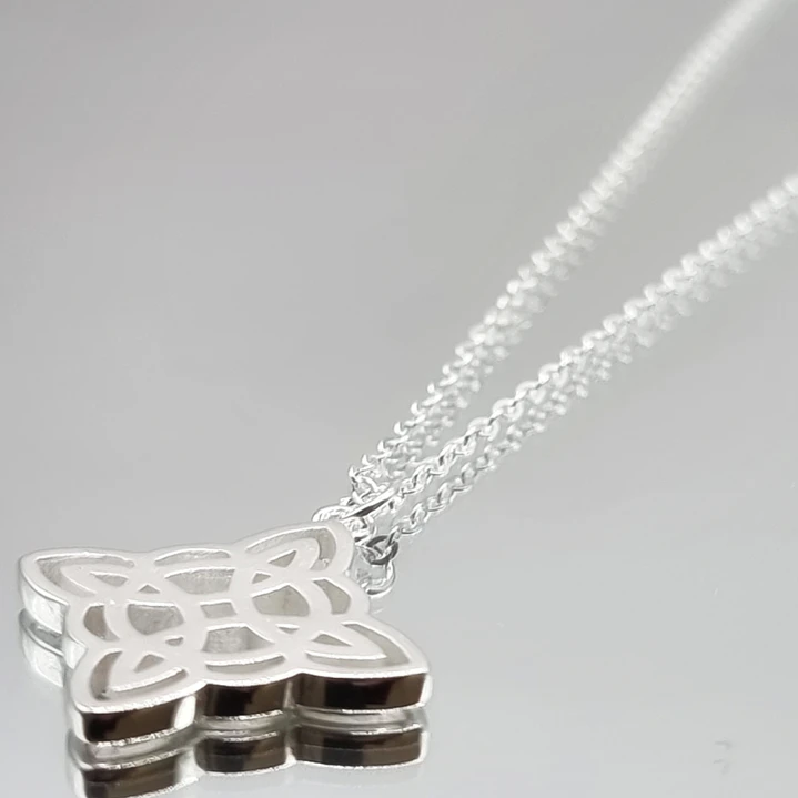 Collar Nudo de Brujas en Plata 925 3