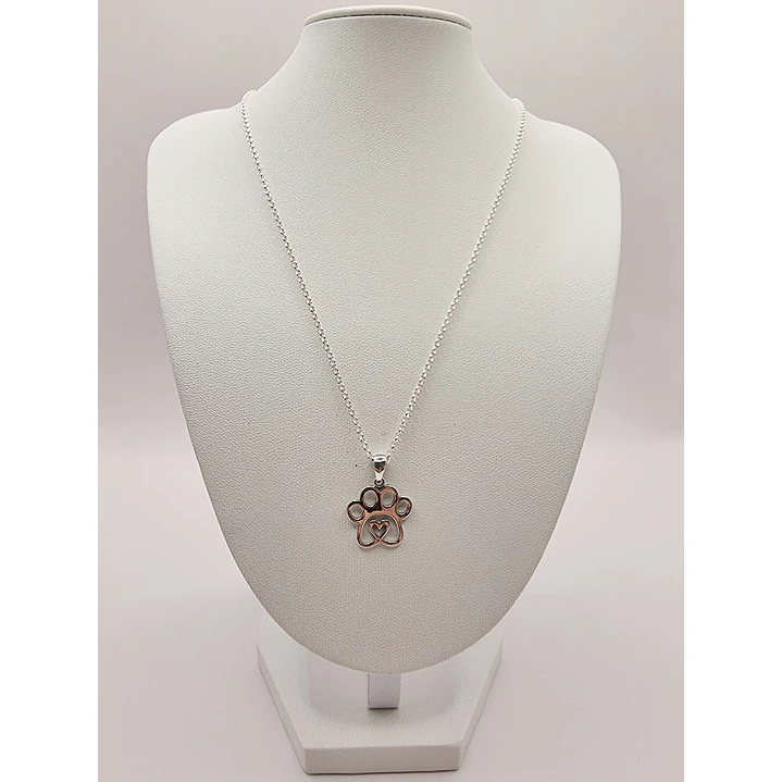 Collar con Colgante de Patita y Corazón en Plata 925  2