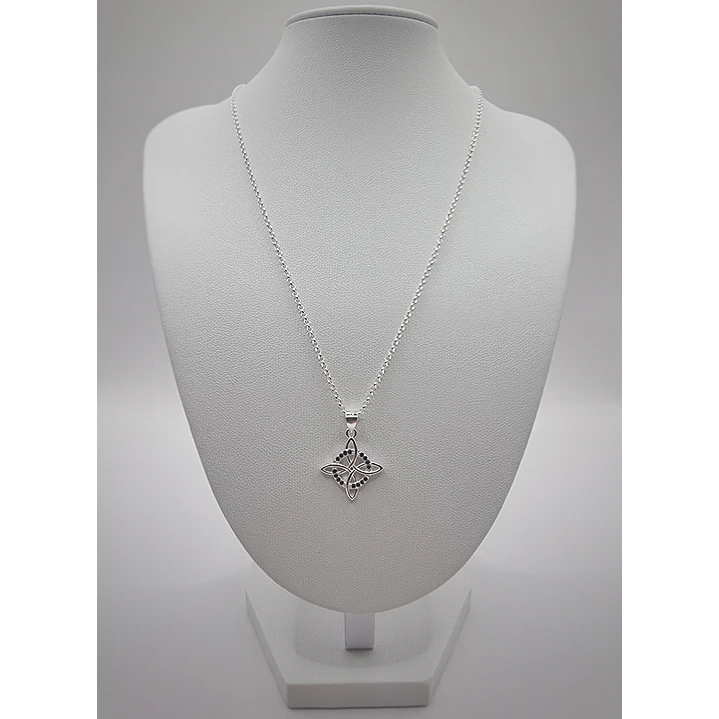 Collar Nudo de Brujas en Plata 925 con Circones Negros  2