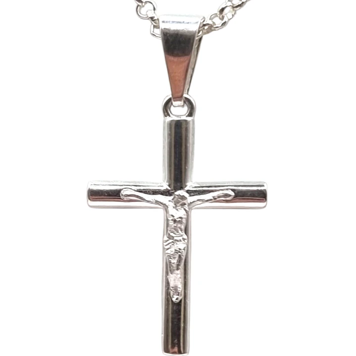 Collar Jesús en la Cruz en Plata 925  1