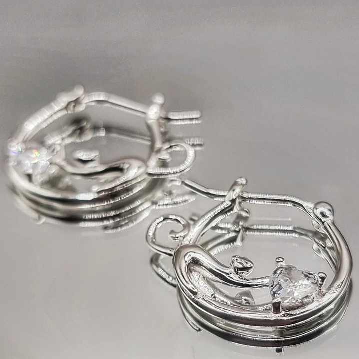 Aros Argolla Gatito Circón Brillante en Plata 925  3
