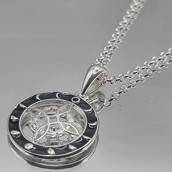 Collar Nudo de Brujas Fases Lunares en Plata 925  2
