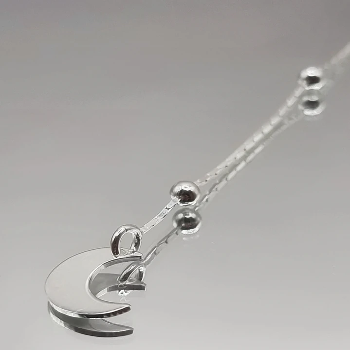Collar Media Luna Esferas Cascada en Plata 925  2