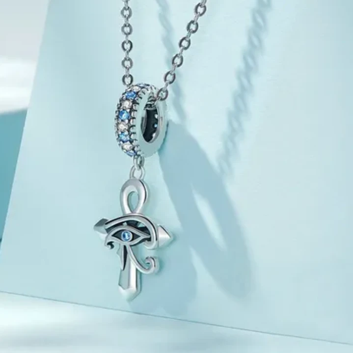Charm Cruz Guardián con Ojo Divino en Plata 925  4