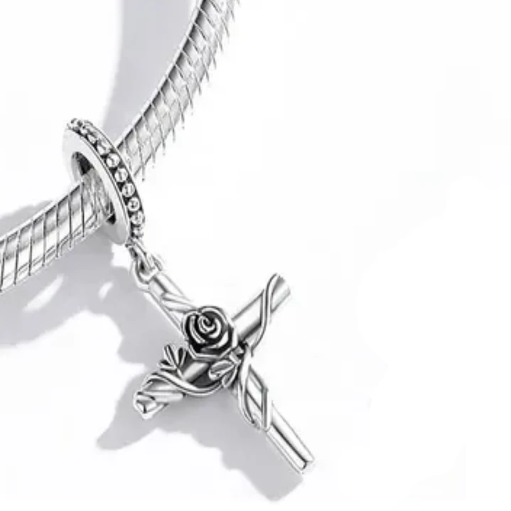 Charm Cruz Con Rosa en Plata 925 3