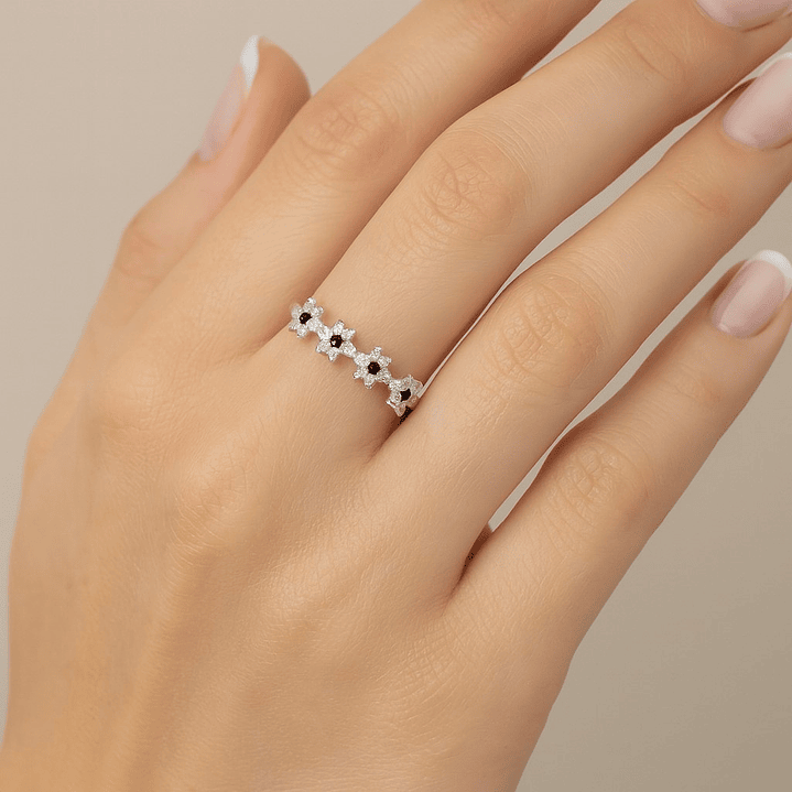 Anillo en Plata 925 Flores Circones Ónix  2