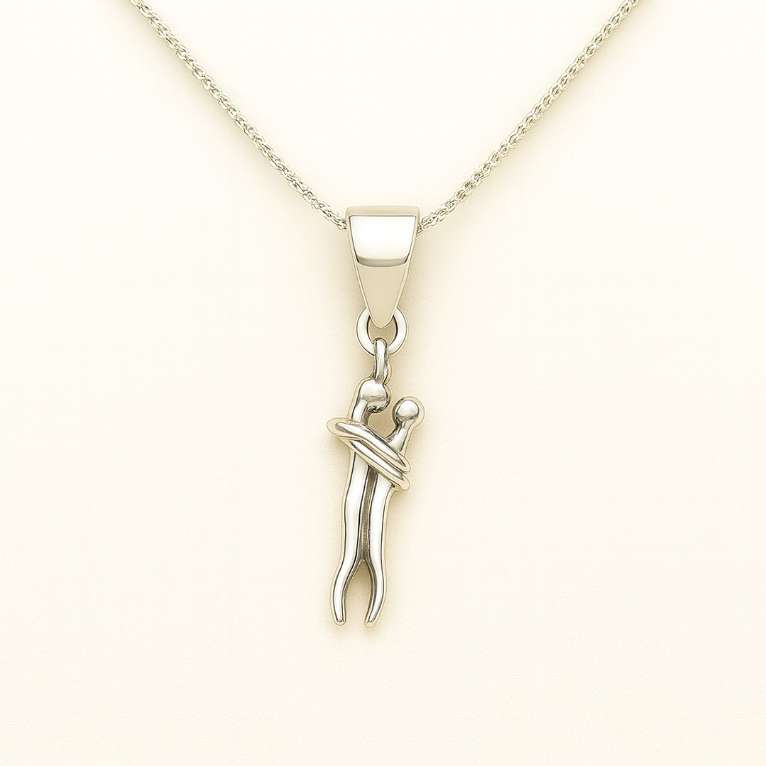 Collar Abrazo infinito en Plata 925  1