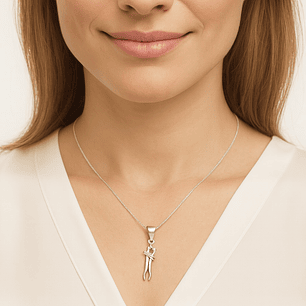 Collar Abrazo infinito en Plata 925 