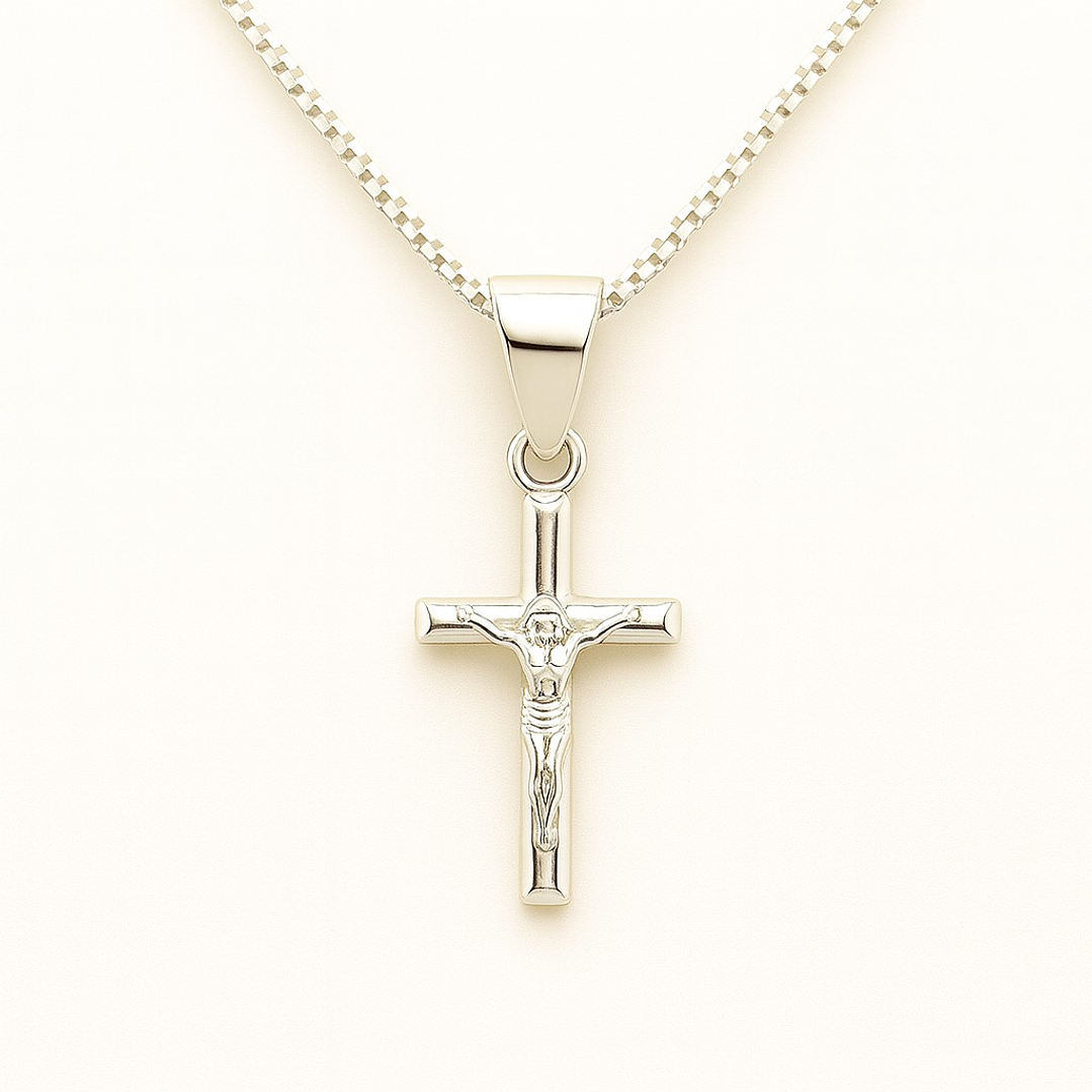 Collar Crucifijo Jesús Cruz en Plata 925  1