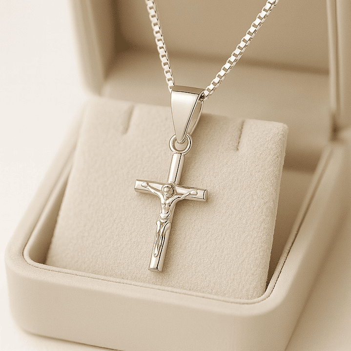 Collar Crucifijo Jesús Cruz en Plata 925  3