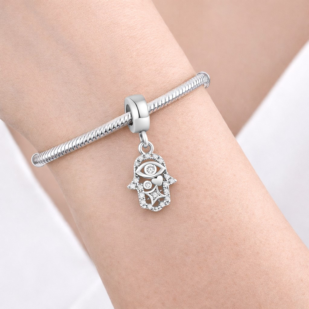 Charm Mano de Fátima Circón en Plata 925  2