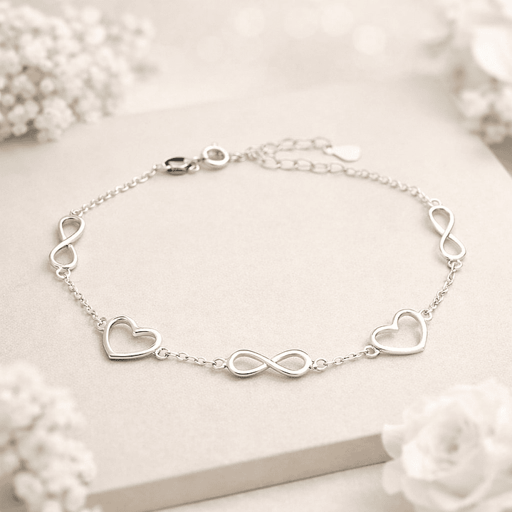 Pulsera Infinitos Corazones en Plata Ley 925 2