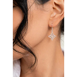 Aros Largo Nudo De Bruja 31 mm Plata Ley 925  