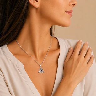 Collar Amuleto Triqueta Amatista Plata Ley 925 