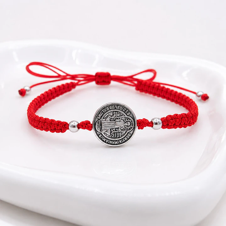 Pulsera Hilo Rojo San Benito Protección Hombre 4