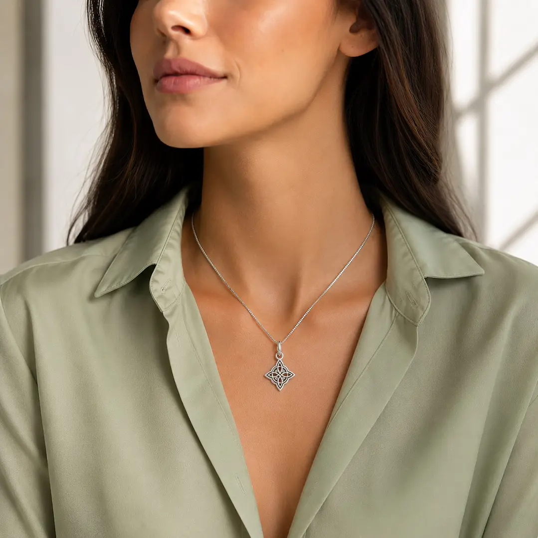 Collar Nudo de Bruja Plata 925  2
