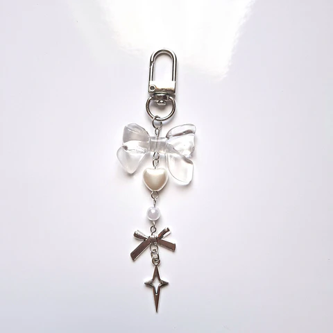 Llavero "Pearl Devotion"