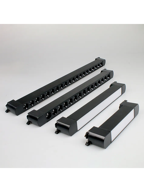 Foco Lineal  Riel Monofásico LED 30W 3000K Luz Cálida Negro  5