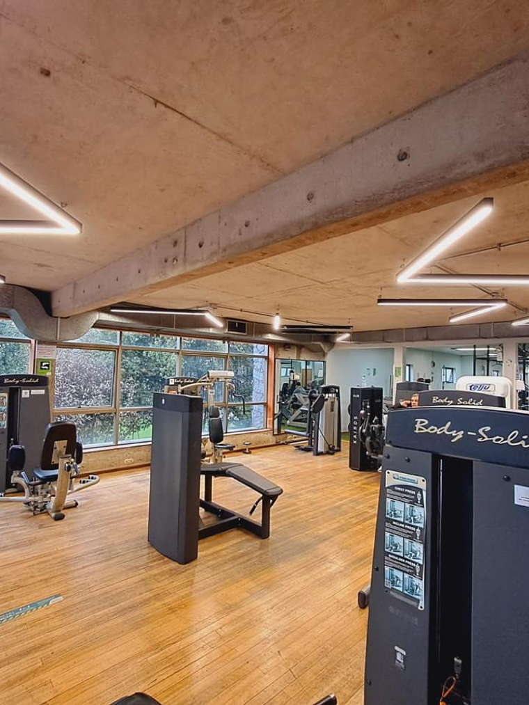 Colgante Lineal 40W Luz Cálida 120cm Carcasa Negro  3