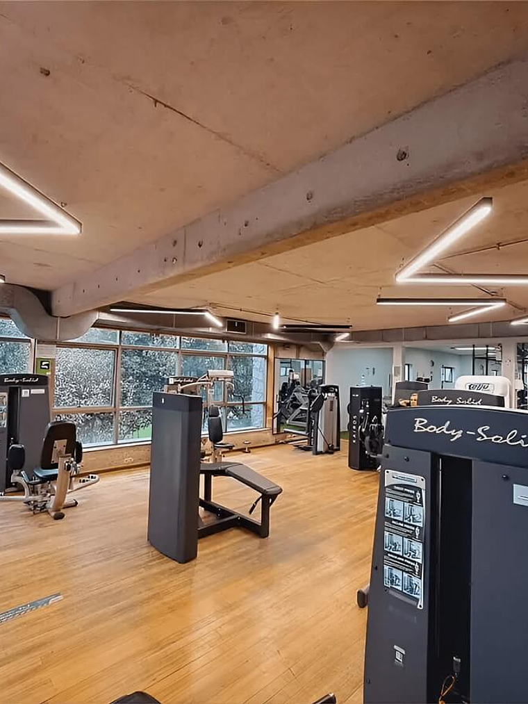 Colgante Lineal LED 40W  Luz Neutra 120cm Carcasa Negra 2