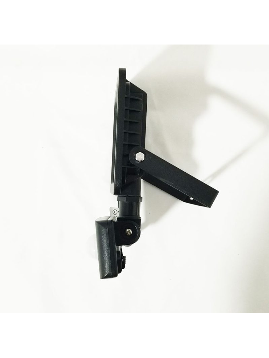 Proyector LED POLUX 20W con Sensor IP66 Luz Fría 4