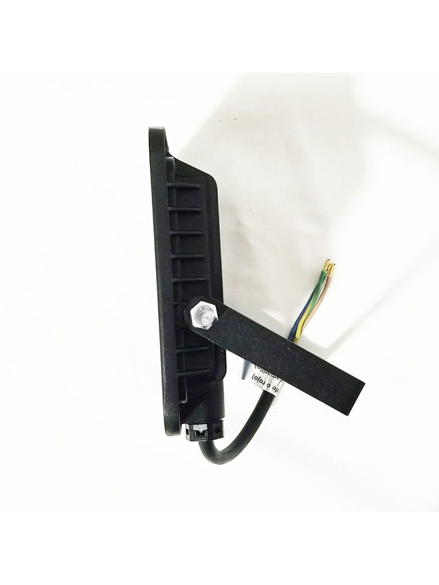 Proyector LED POLUX 30W IP66 Luz Fría 2