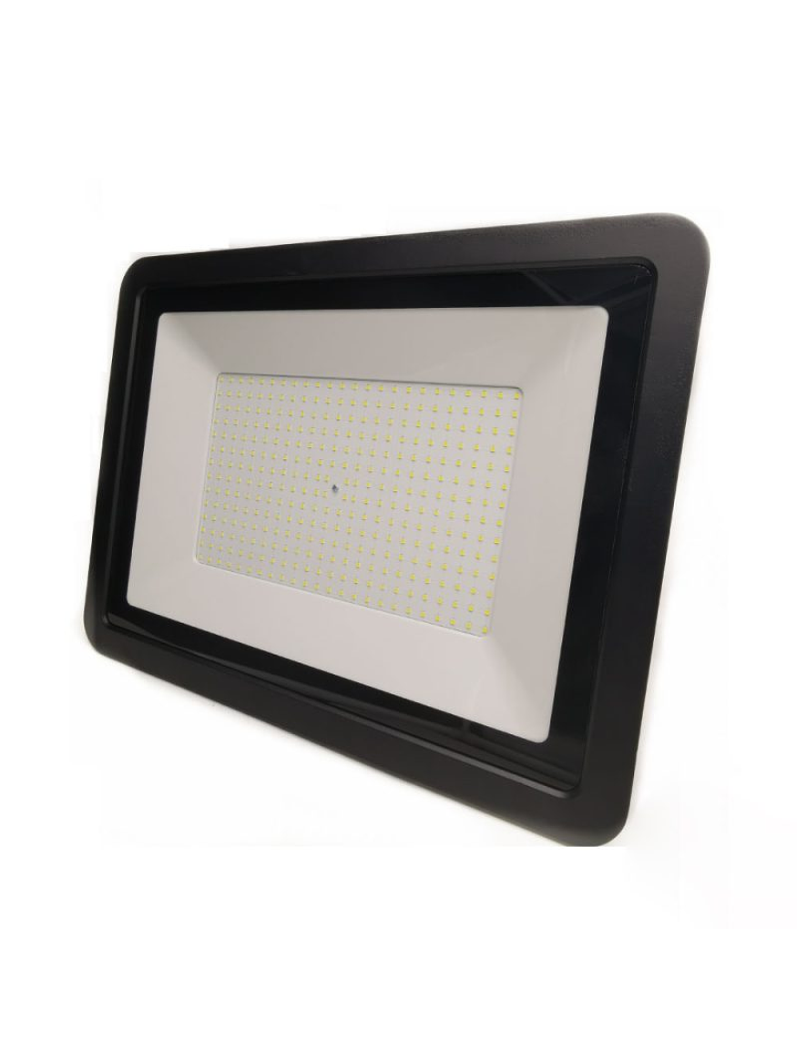 Proyector Polux 300W Luz Fría IP66 1