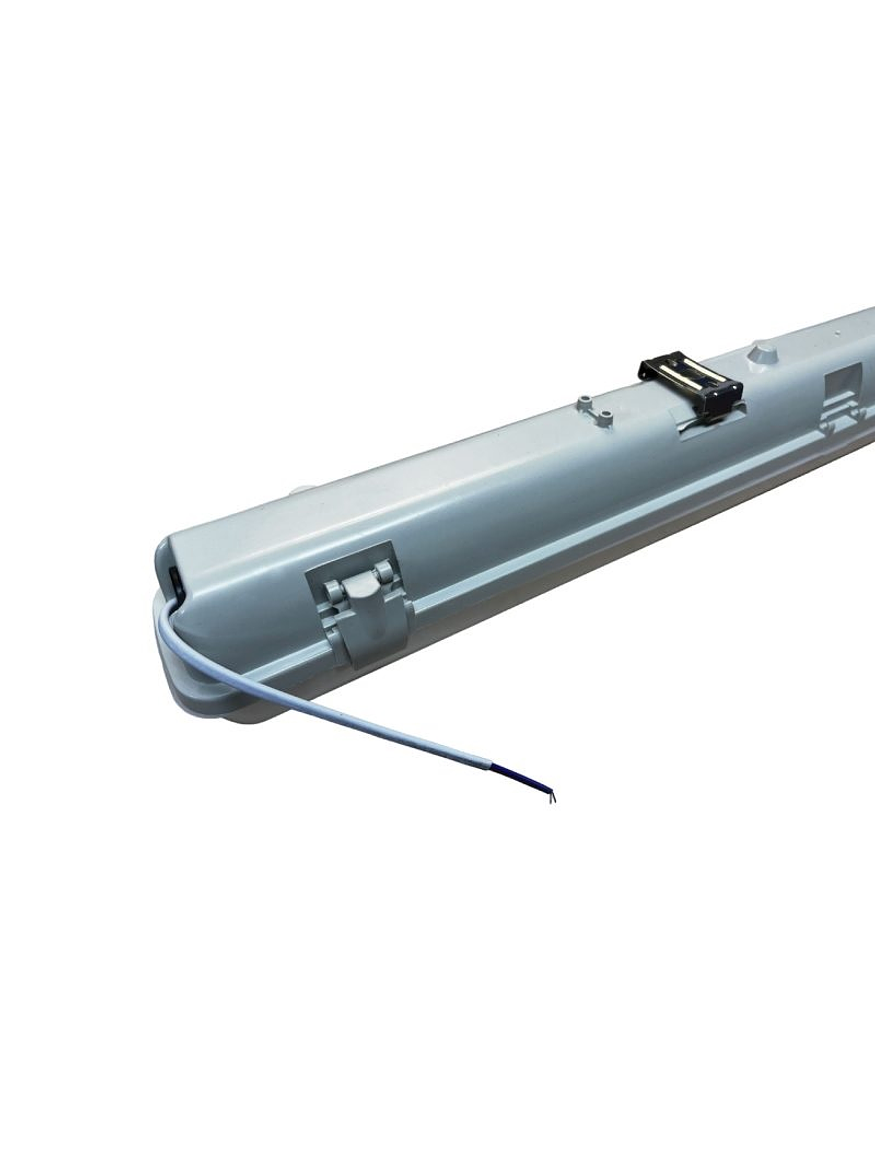 Equipo Estanco LED 40W 120cm Luz Fría 4