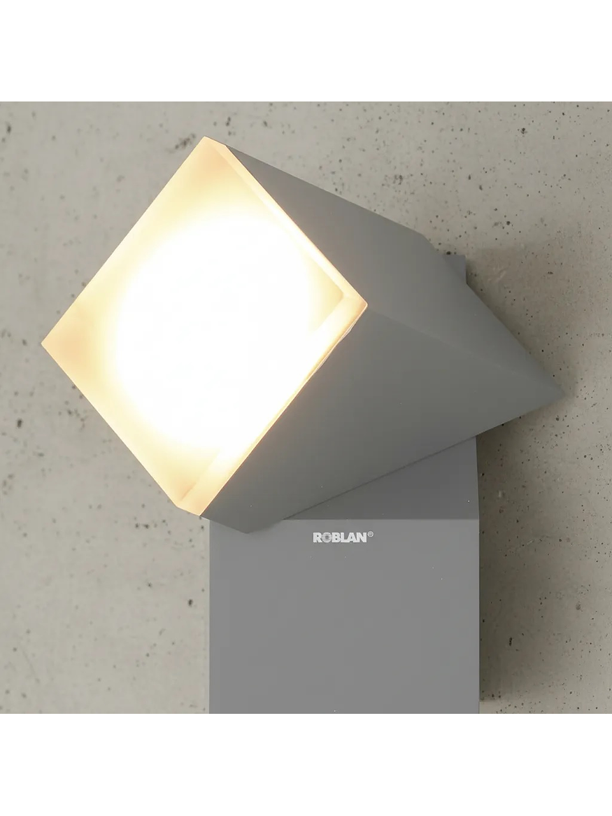 Aplique LED Exterior 1-Foco 8W Luz Cálida IP54 Plata 3