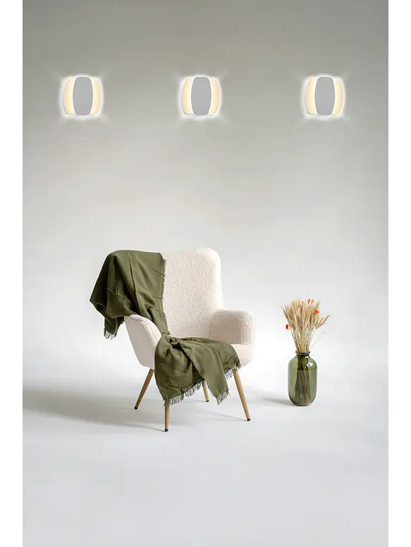 Aplique LED ROBLAN ARZUA 20W Negro Luz Cálida 3000K Luz Indirecta 3