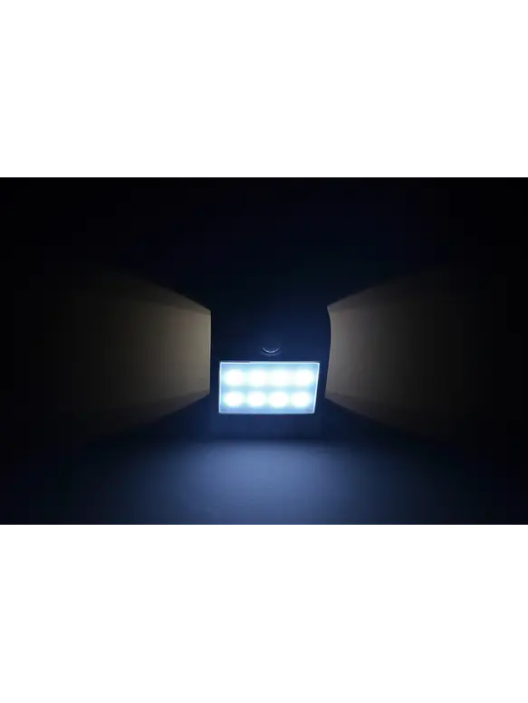 Aplique Solar LED ROBLAN LEDSOL 1.5W Sensor Movimiento IP65 Exterior 2