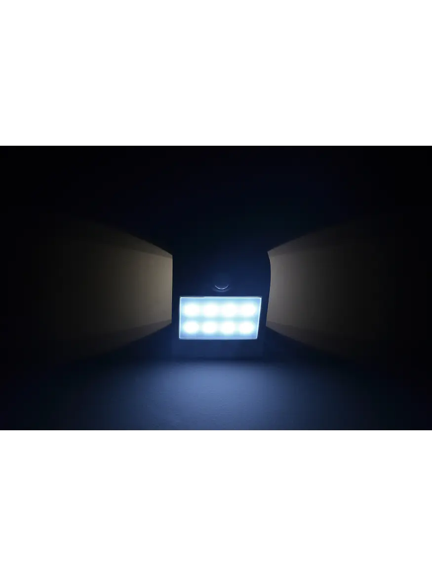 Aplique Solar LED ROBLAN LEDSOL 1.5W Sensor Movimiento IP65 Exterior 2