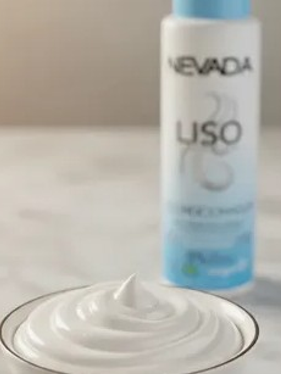 ACONDICIONADOR LISO ILUMINADO 500ML NEVADA 6