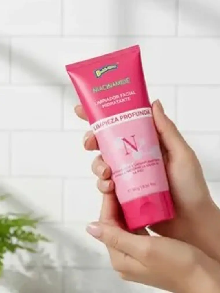 LIMPIADOR FACIAL HIDRATANTE NIACINAMIDE 180G BUBBALUU 3