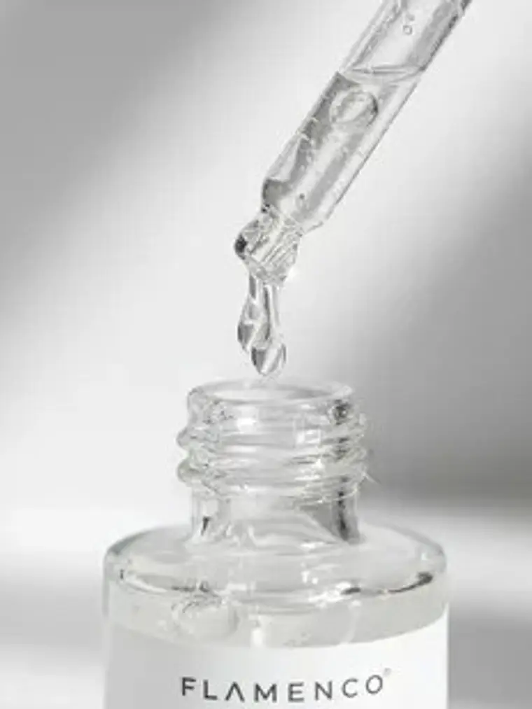 SÉRUM FACIAL CON VITAMINA B5 + ÁCIDO HIALURÓNICO 40ML FLAMENCO 6
