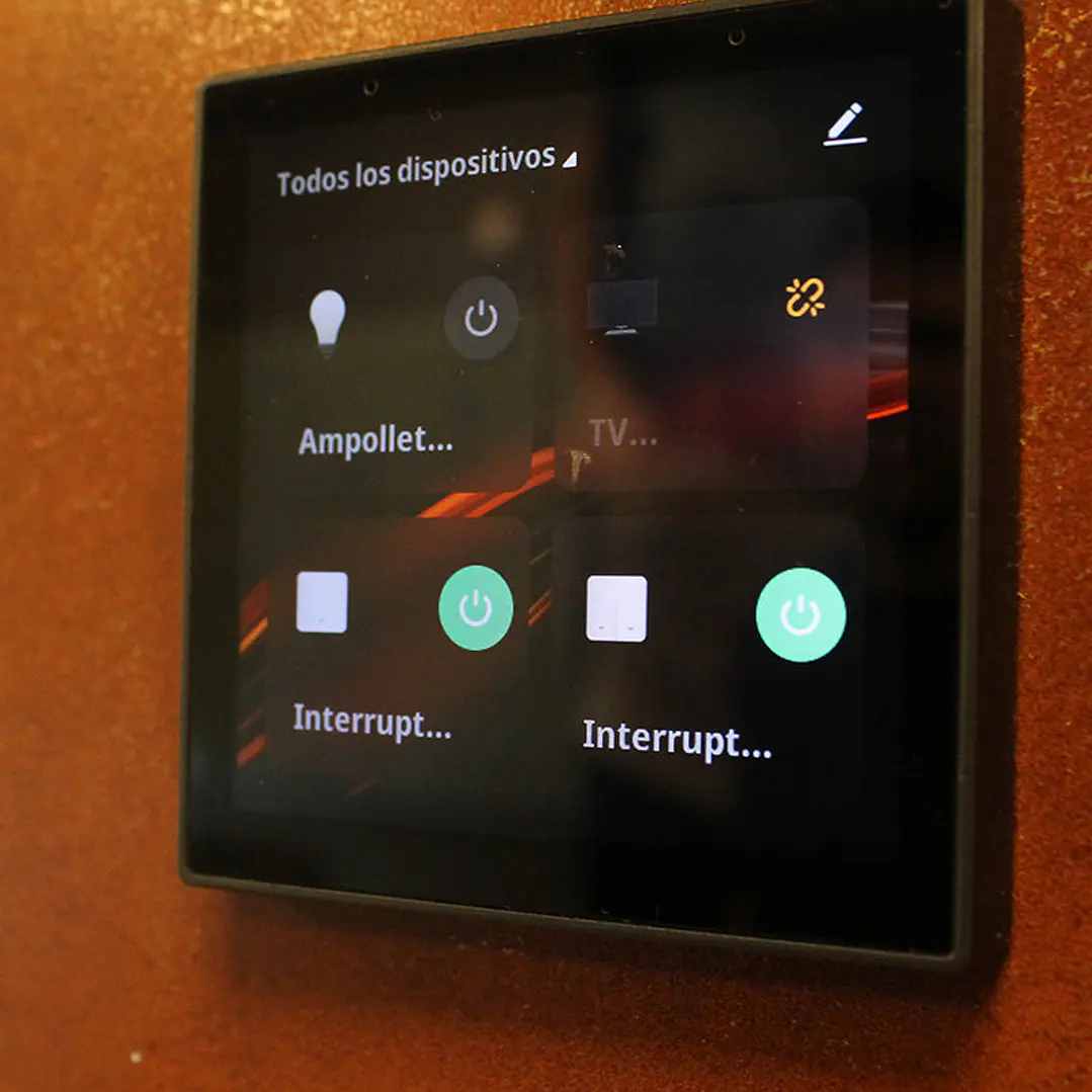Smart Hub Pro 4