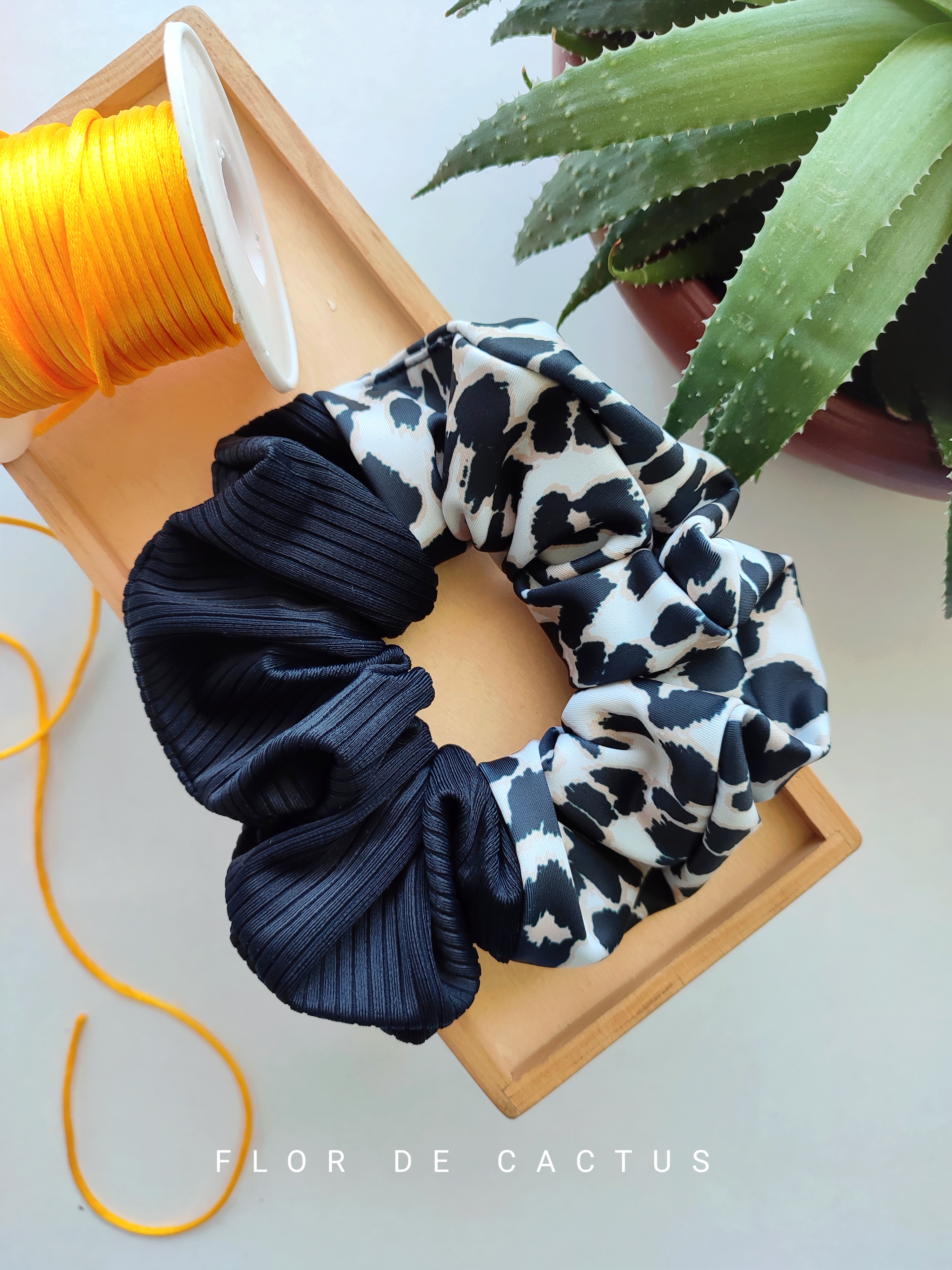 Miti Scrunchie 
