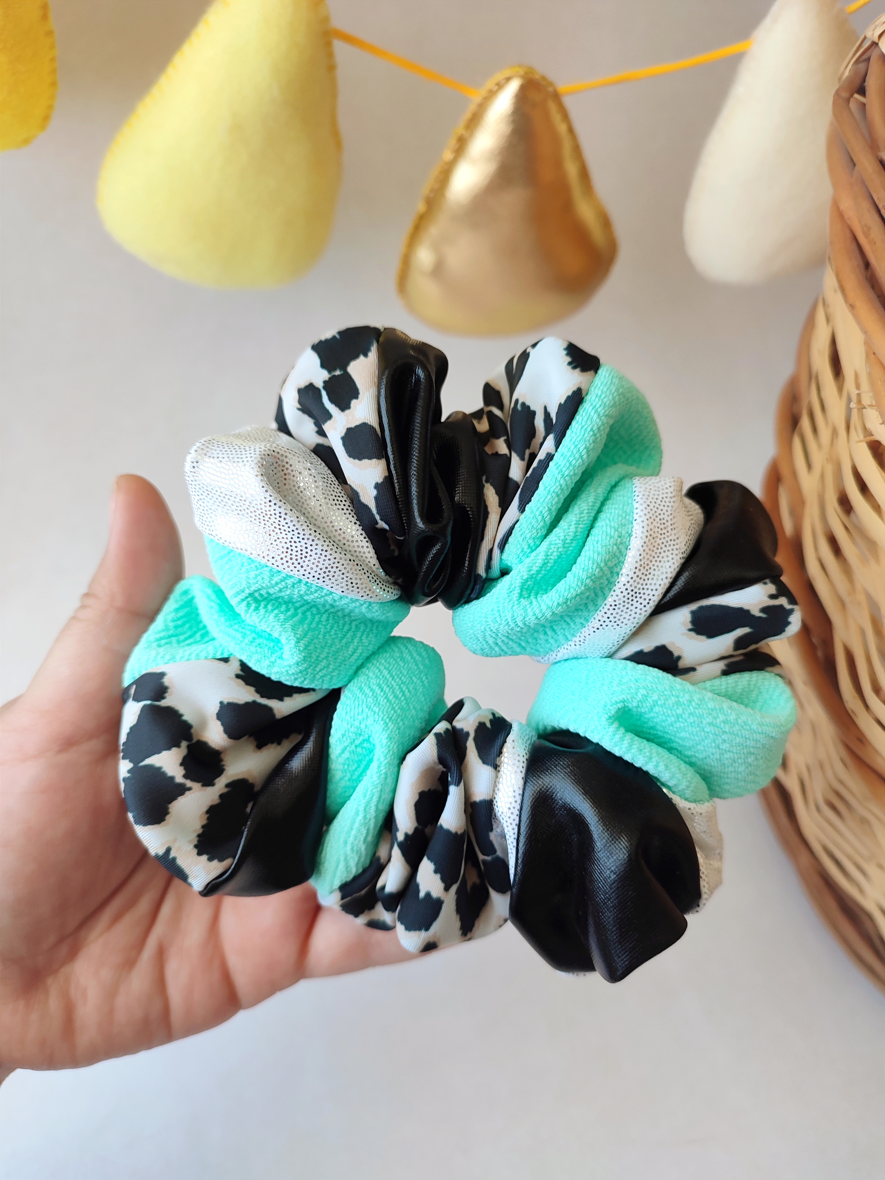 Tutti Scrunchie 