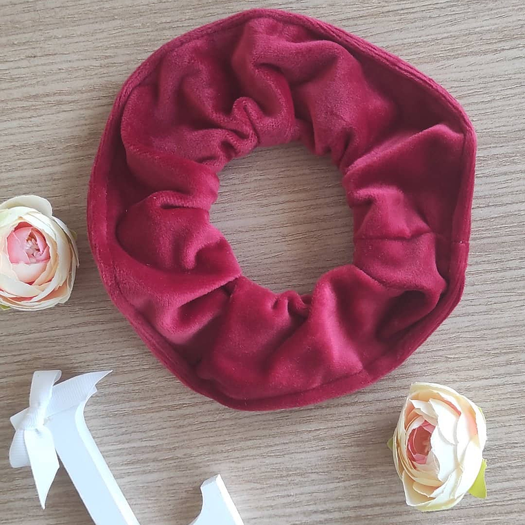 Scrunchie Vermelho veludo 1