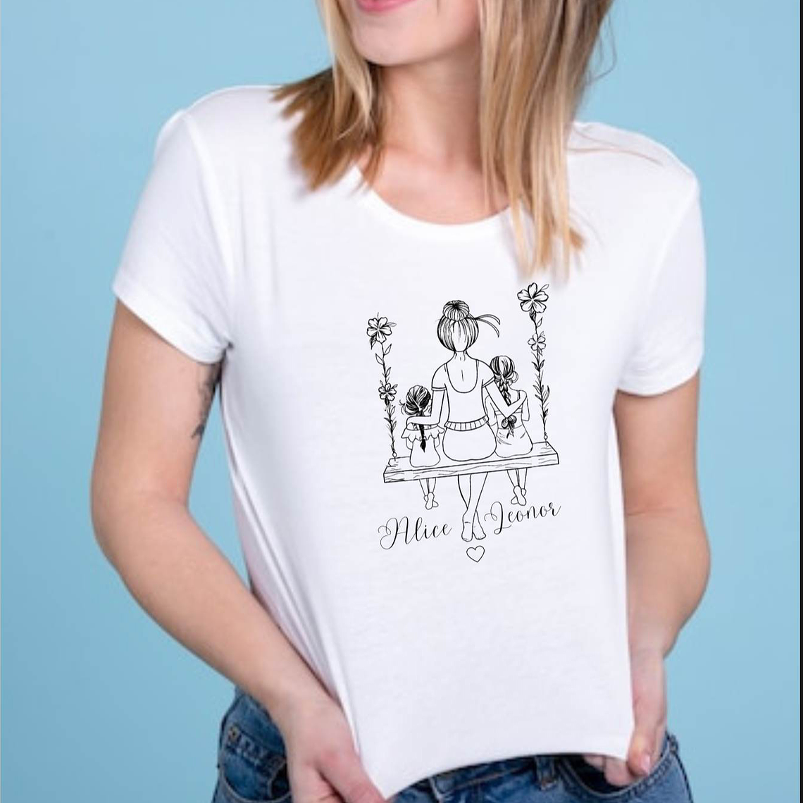 T-shirt Mãe Personalizada 2 meninas 1