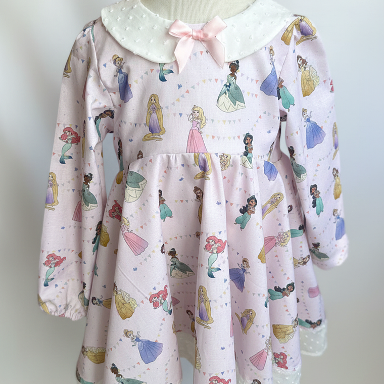 Vestido Princesas Encantadas | 4-5anos 2