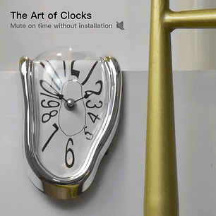 Relógio Derretido Vintage – Arte Surreal e Elegância Silenciosa para Casa ou Escritório