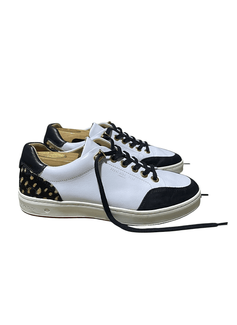 Royal Albatross London