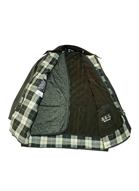 Barbour Talla C 46/ 117 CM + Liner Vest Hombre Talla L (revisar medidas)⚡️